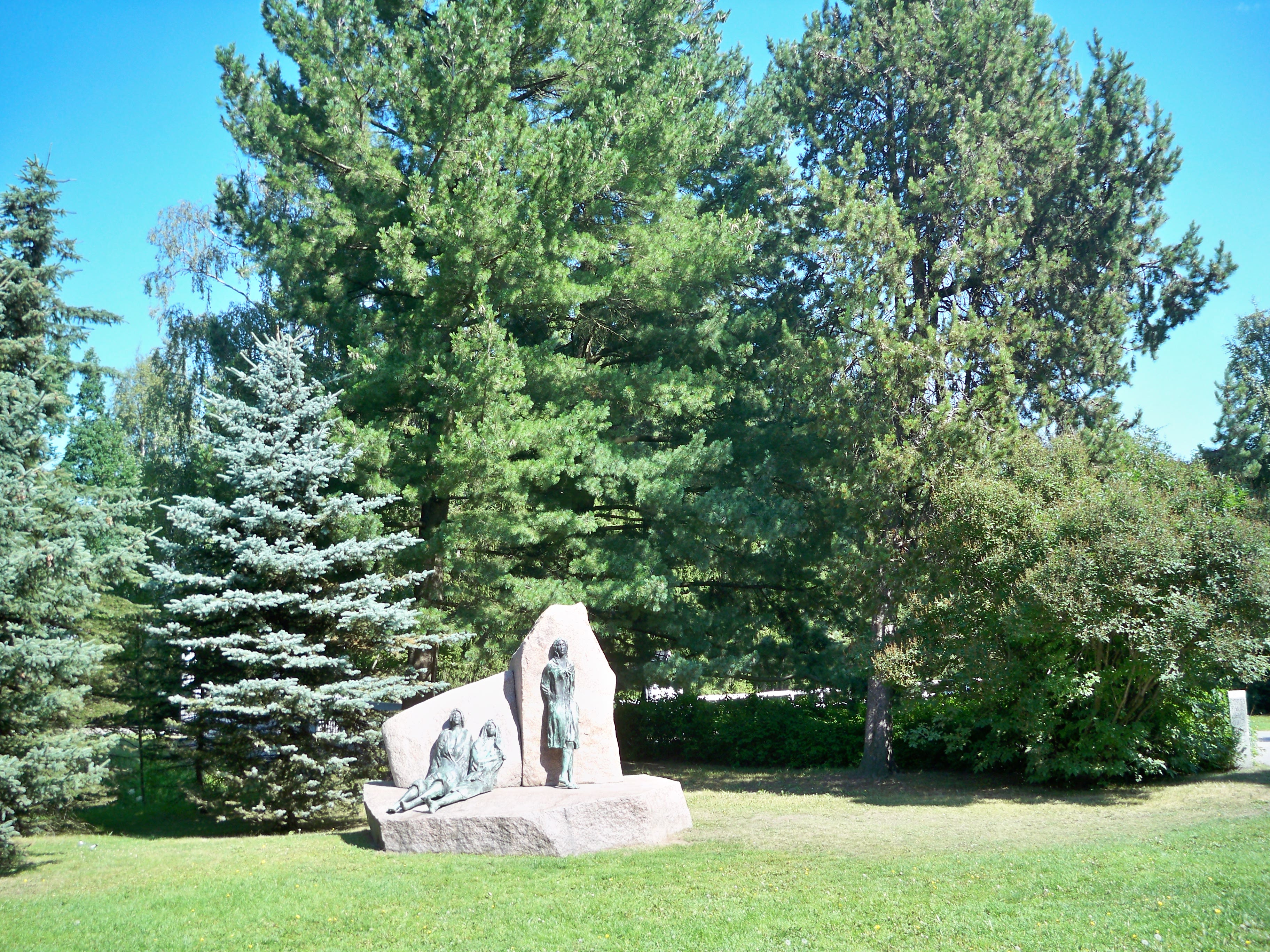 Statues in the park near Lasaretti